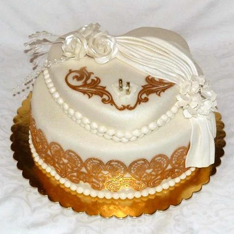 Large Edible Cake Lace Love Heart Golden 14-inch