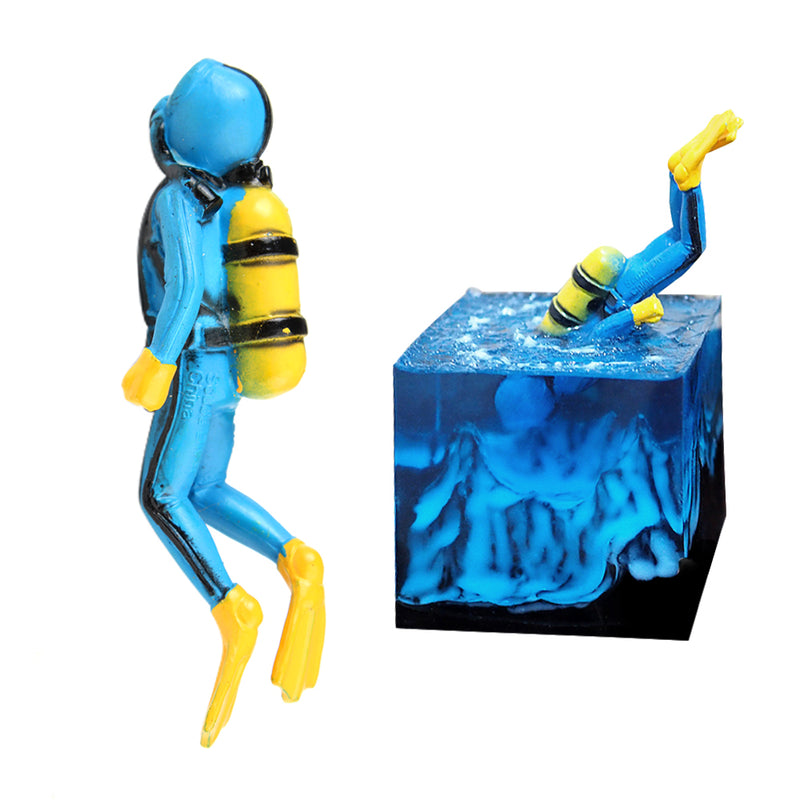 Diver Figurine Resin Filler 67x21mm
